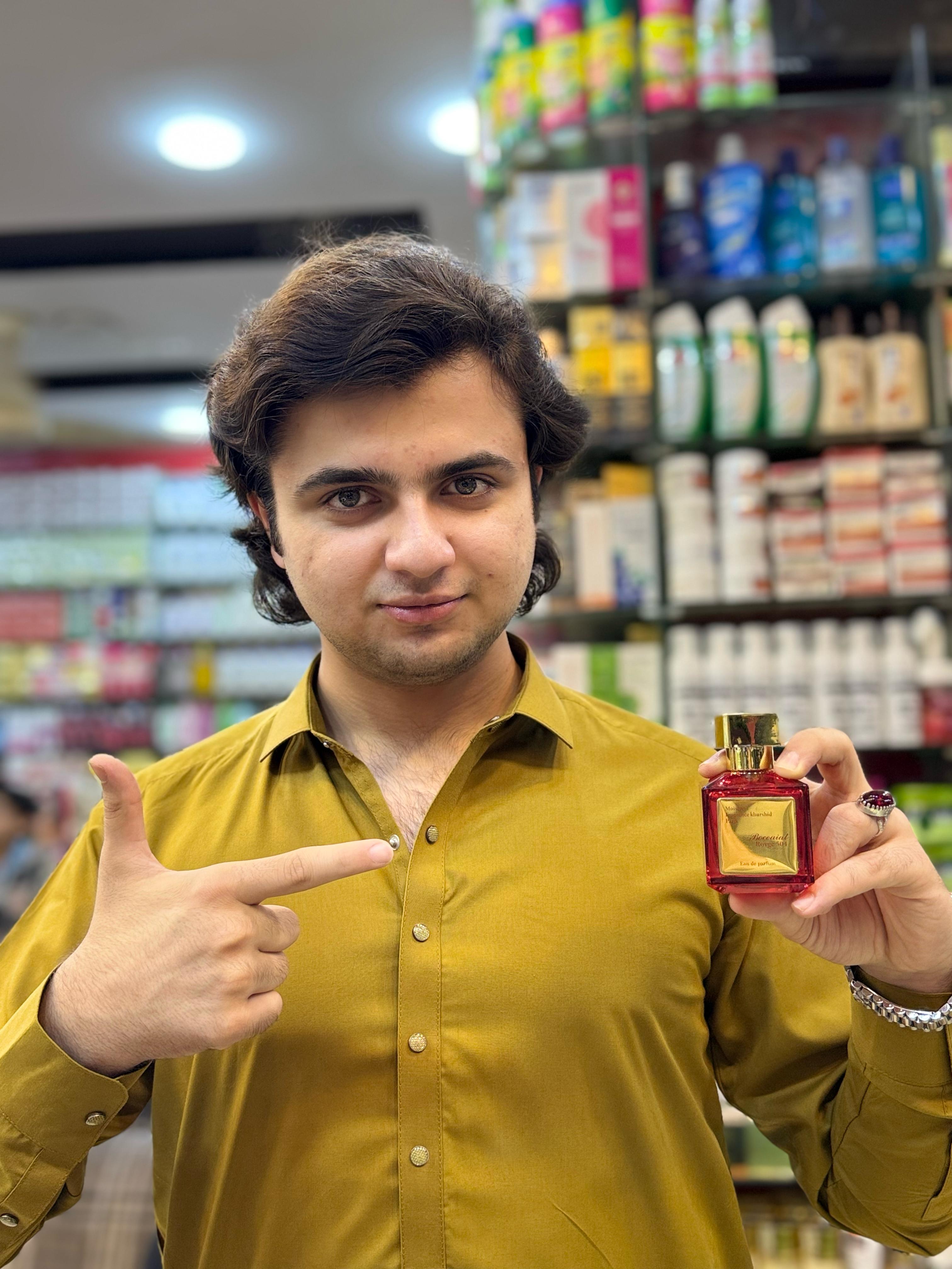 We Offer Free Shipping All Over Pakistan